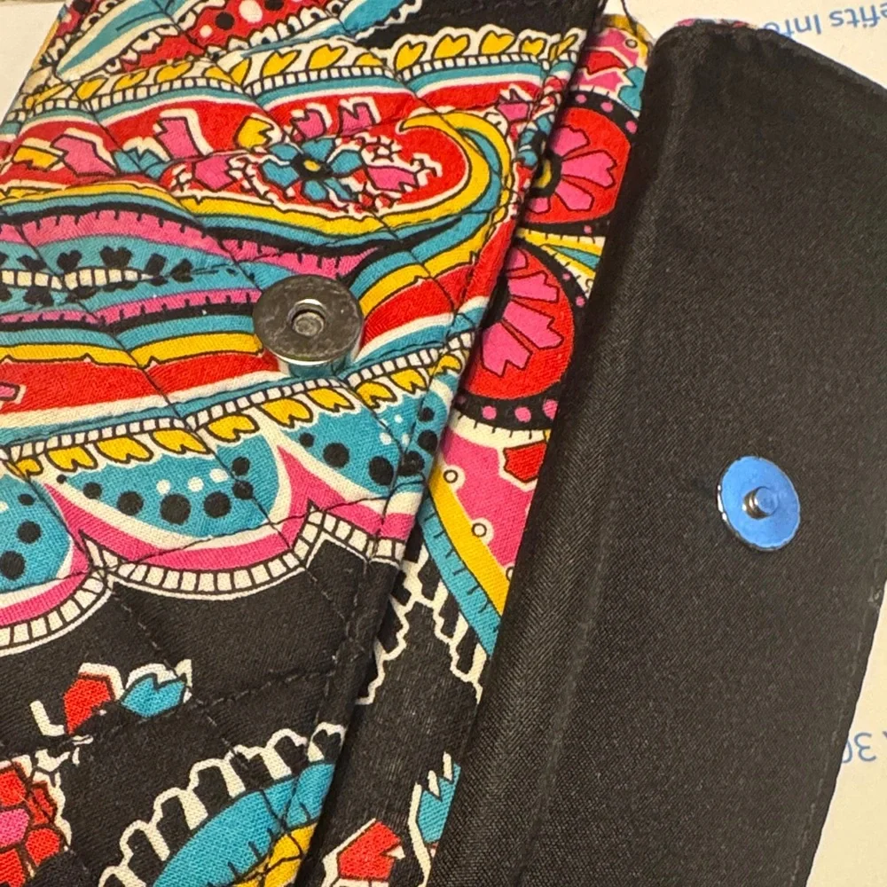 Vera Bradley Parisian Paisley wristlet wallet